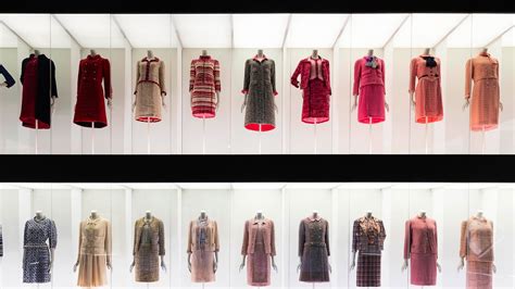 v&a coco chanel